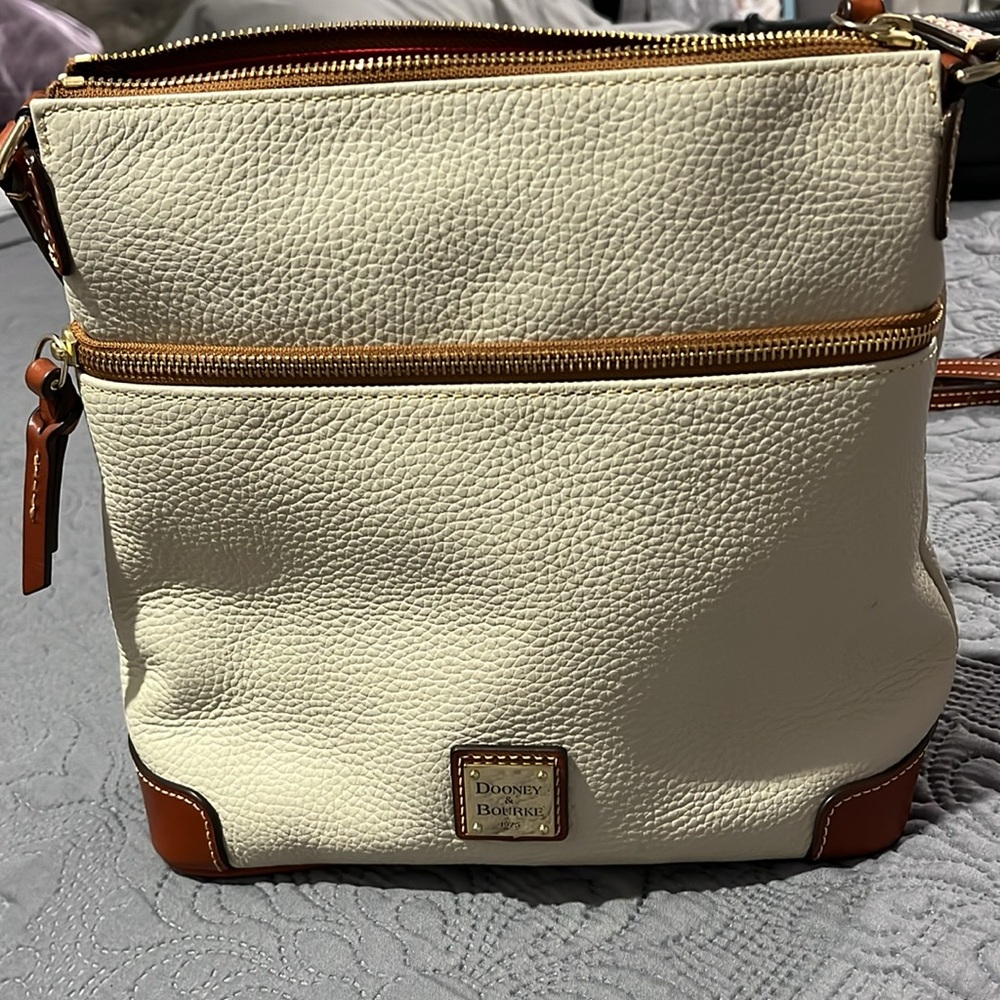 Dooney & Bourke Ivory and Tan Crossbody Bag - Picture 3 of 7